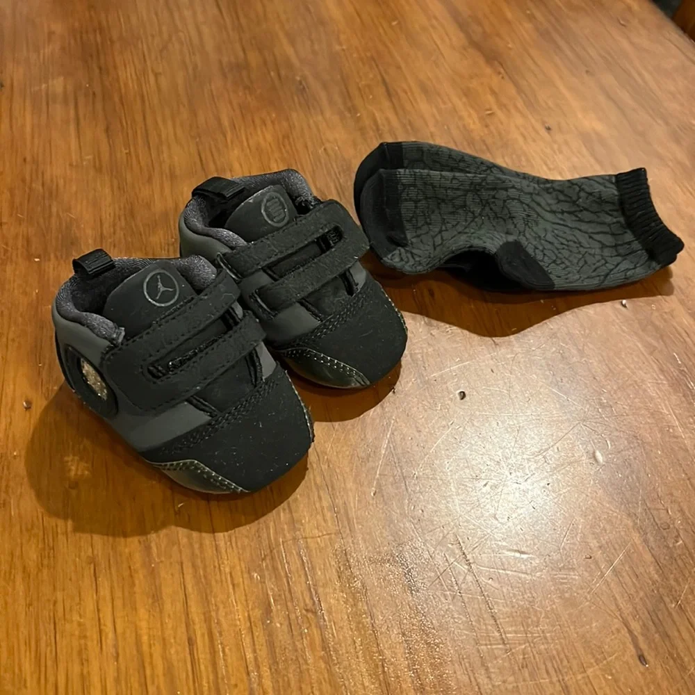 Nike Jordan 2010 Gift Pack Crib Shoes Sneakers Socks new Infant Baby Size 1C 1